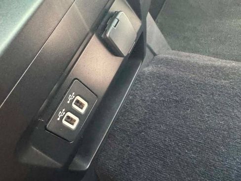 Used 2019 Ford F150 XLT AWD/4WD image 16