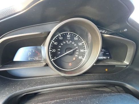 Used 2018 MAZDA MAZDA3 Touring image 17