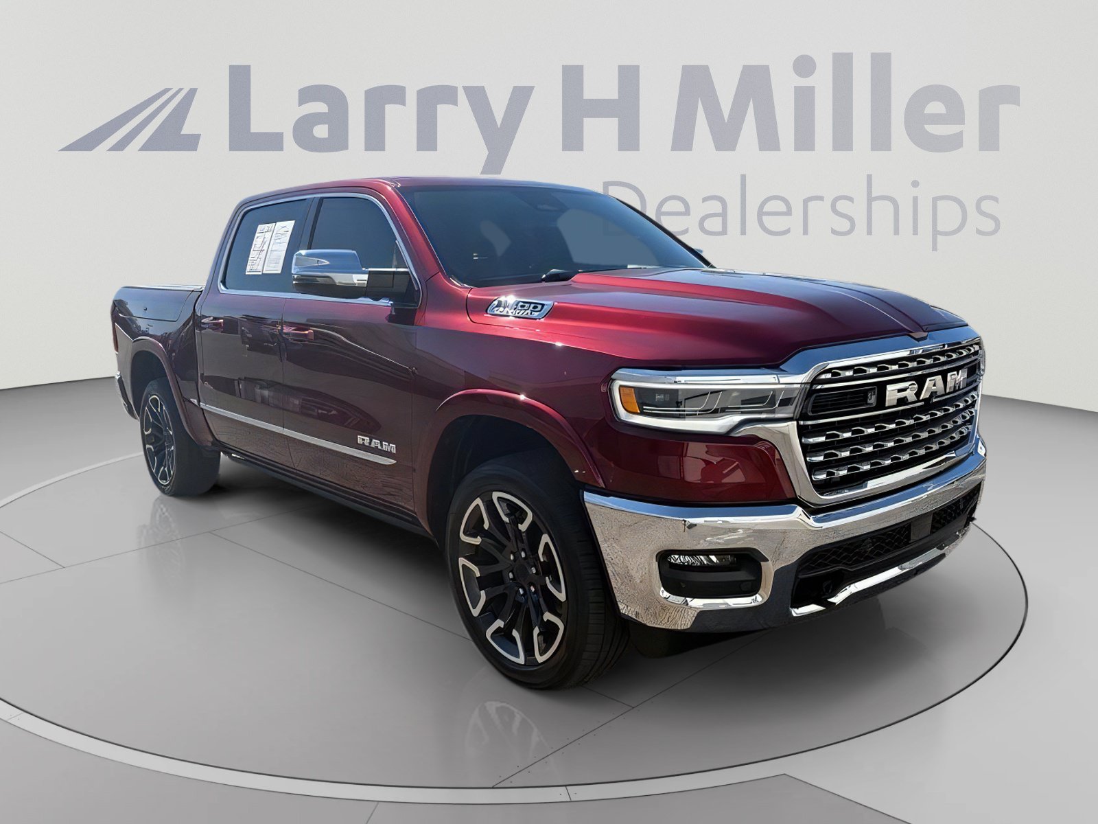 Used 2025 RAM 1500 Limited AWD/4WD image 8
