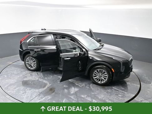 Used 2025 Cadillac XT4 Premium Luxury image 62