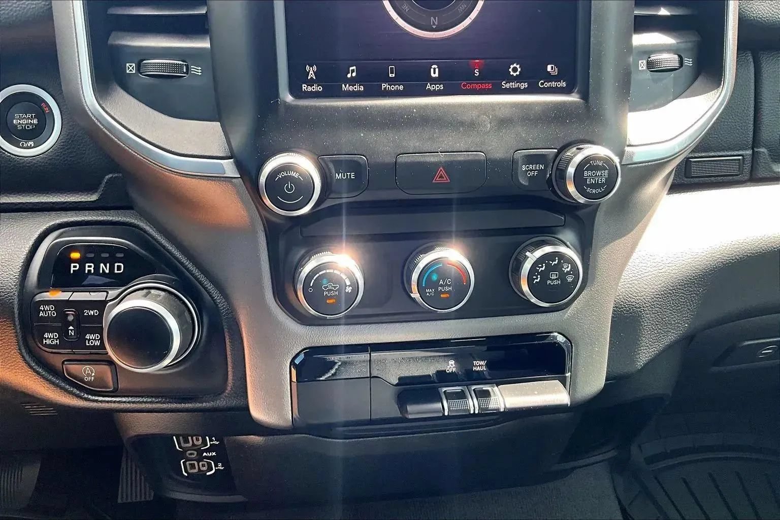 Used 2019 RAM 1500 Big Horn AWD/4WD image 23
