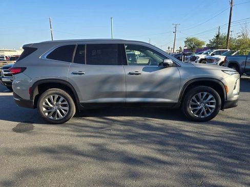 New 2026 Buick Enclave Preferred image 4