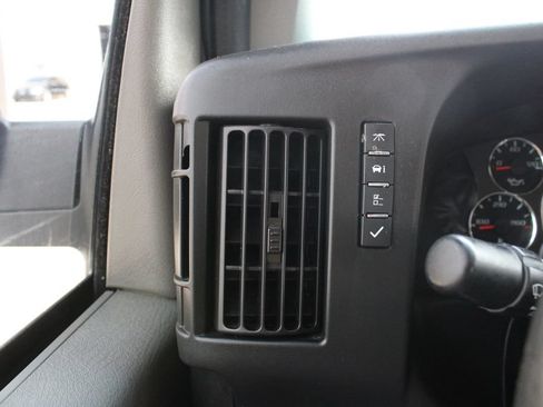 Used 2022 Chevrolet Express 2500 w/ Driver Convenience Package RWD image 6
