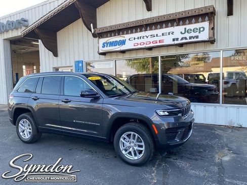New 2025 Jeep Grand Cherokee Laredo X image 1