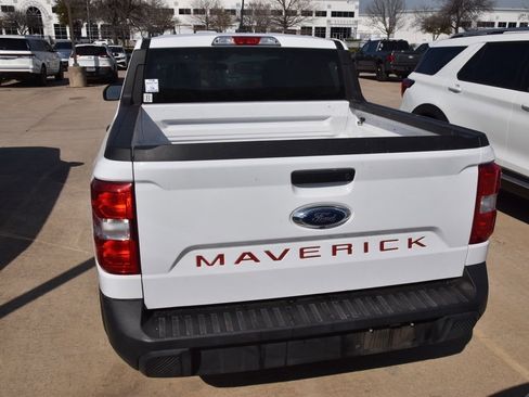 Certified 2024 Ford Maverick XL image 8