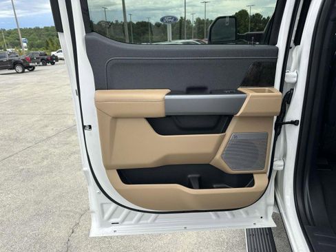 New 2025 Ford F250 Lariat w/ Lariat Ultimate Package image 21