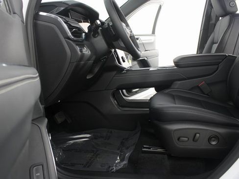 New 2026 GMC Acadia Elevation w/ Elevation Premium Package image 18