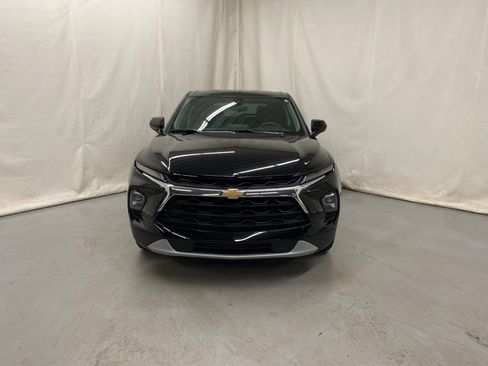 Used 2023 Chevrolet Blazer LT w/ Driver Confidence Package AWD/4WD image 3