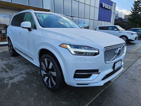 Certified 2023 Volvo XC90 T8 Ultimate image 3
