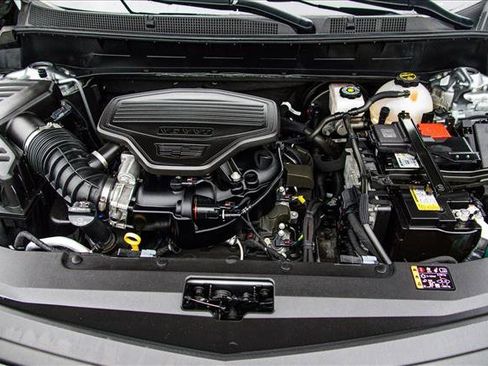 Used 2025 Cadillac XT6 Premium Luxury image 29