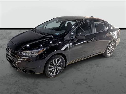 Used 2025 Nissan Versa SV w/ Trunk Package FWD image 7