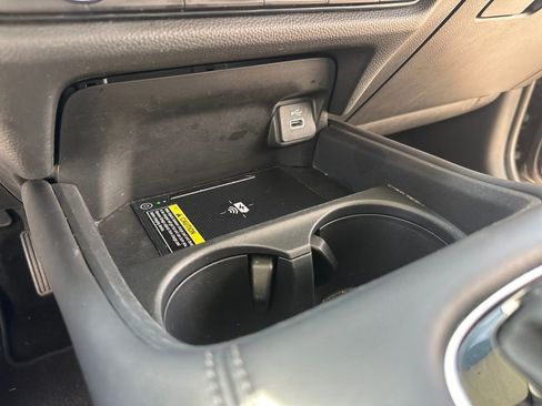 Used 2025 Honda HR-V EX-L image 19