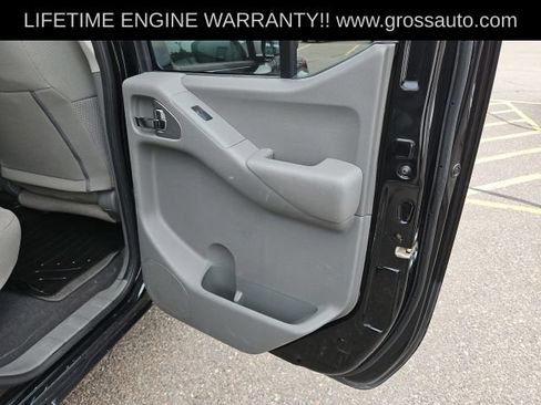 Used 2019 Nissan Frontier SV w/ Value Truck Package AWD/4WD image 28