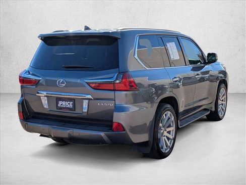 Used 2017 Lexus LX 570 4WD image 4