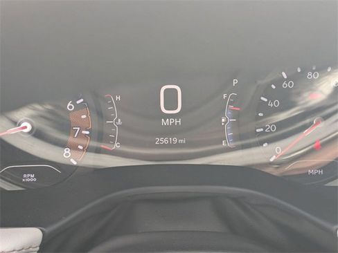 Used 2024 Jeep Compass Limited image 19