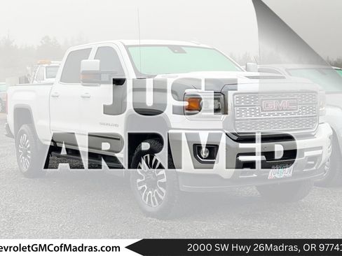 Used 2018 GMC Sierra 3500 Denali w/ Duramax Plus Package image 1