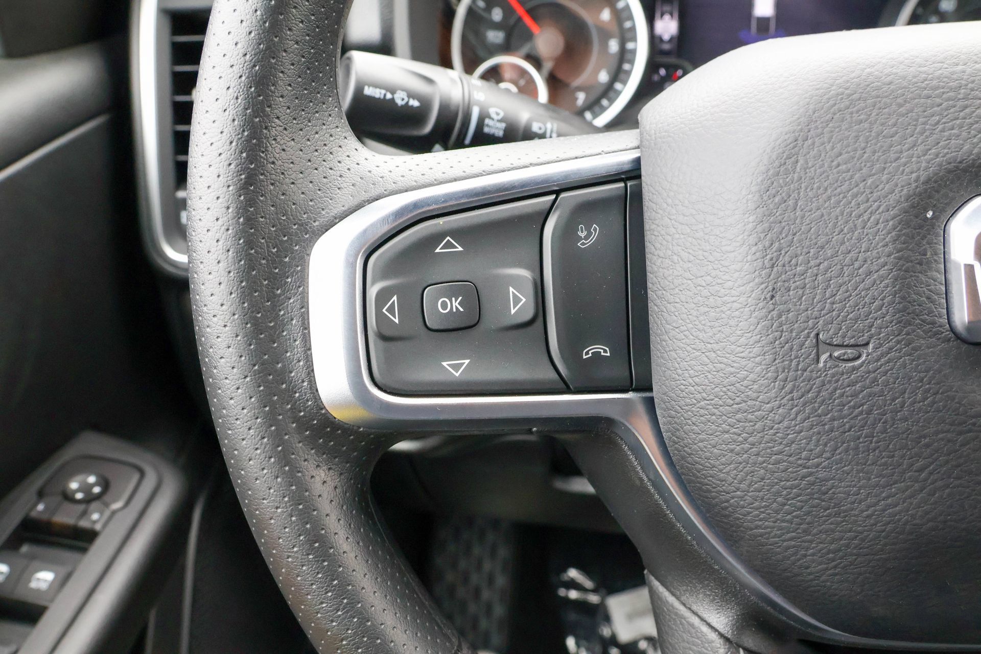 New 2026 RAM 1500 Express AWD/4WD image 29