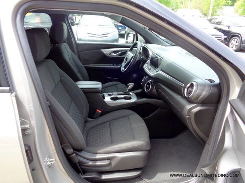 Used 2021 Chevrolet Blazer LT AWD/4WD image 22