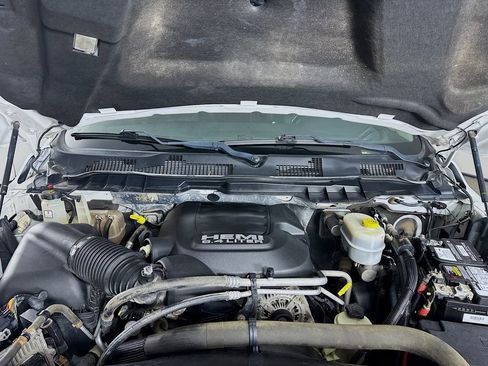 Used 2016 RAM 2500 Laramie w/ Sport Appearance Group image 31