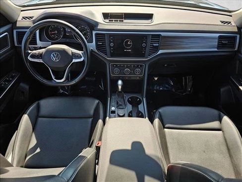Used 2021 Volkswagen Atlas SE image 14