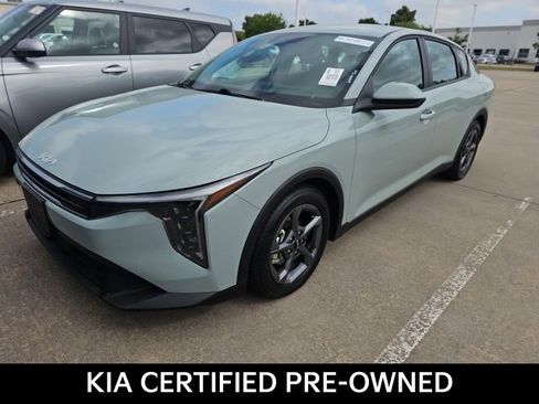 Certified 2025 Kia K4 LXS image 2