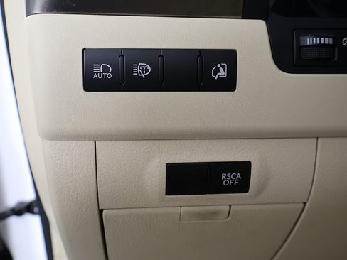 Used 2016 Lexus LX 570 4WD image 45