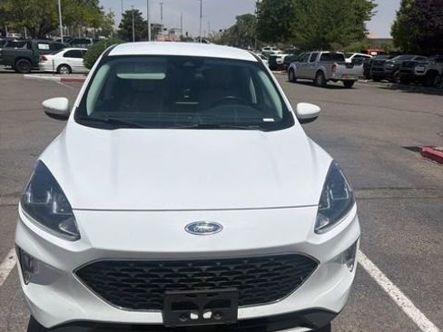 Used 2022 Ford Escape SEL AWD/4WD image 3
