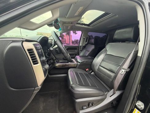 Used 2016 GMC Sierra 2500 Denali w/ Duramax Plus Package AWD/4WD image 19