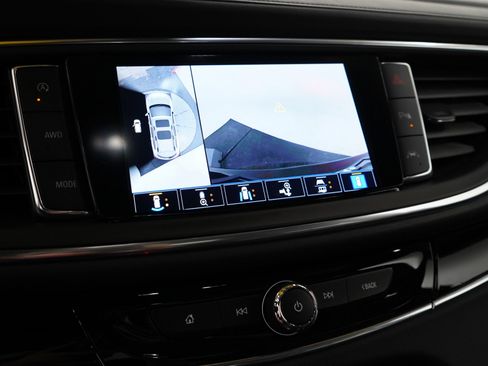 Used 2024 Buick Enclave Avenir w/ Avenir Technology Package image 25