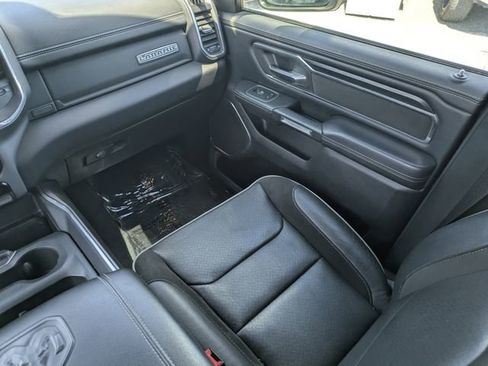 Used 2024 RAM 1500 Laramie image 17