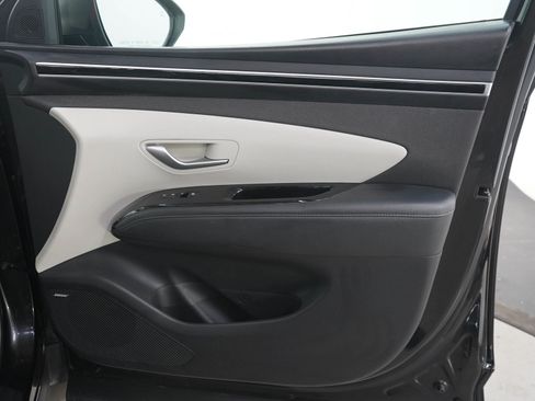Used 2024 Hyundai Tucson Limited AWD/4WD image 12