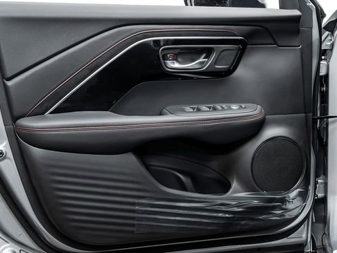 Certified 2025 Acura ADX A-Spec image 9