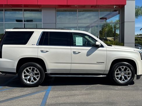 Used 2015 GMC Yukon SLT w/ Open Road Package image 4