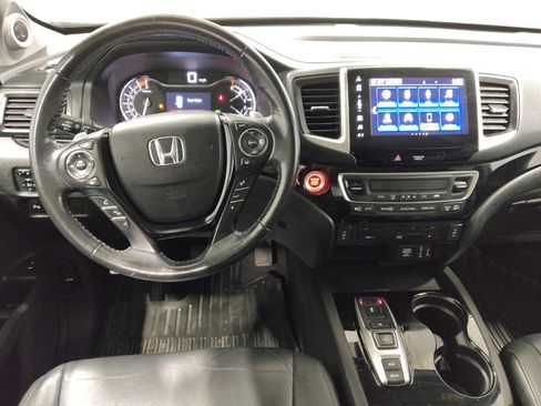 Used 2018 Honda Pilot Touring image 22