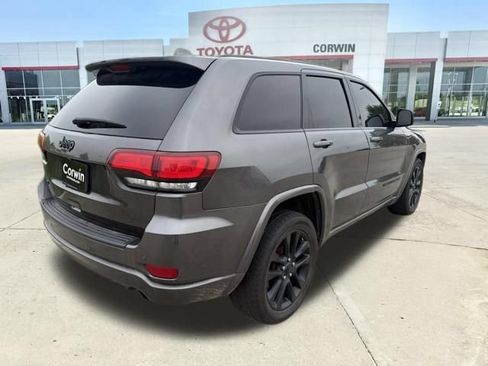 Used 2019 Jeep Grand Cherokee Altitude AWD/4WD image 36