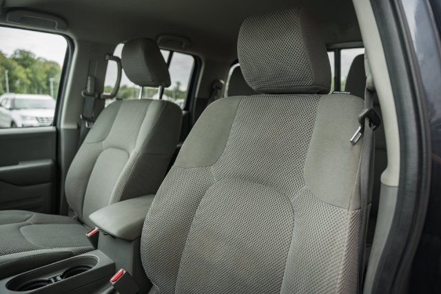 Used 2016 Nissan Frontier SV AWD/4WD image 43