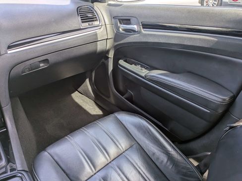 Used 2023 Chrysler 300 S RWD image 10