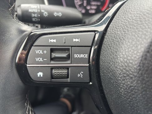 Used 2024 Honda Civic EX-L image 7