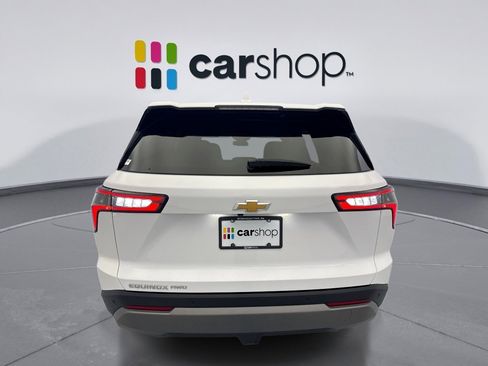 Used 2025 Chevrolet Equinox LT AWD/4WD image 23