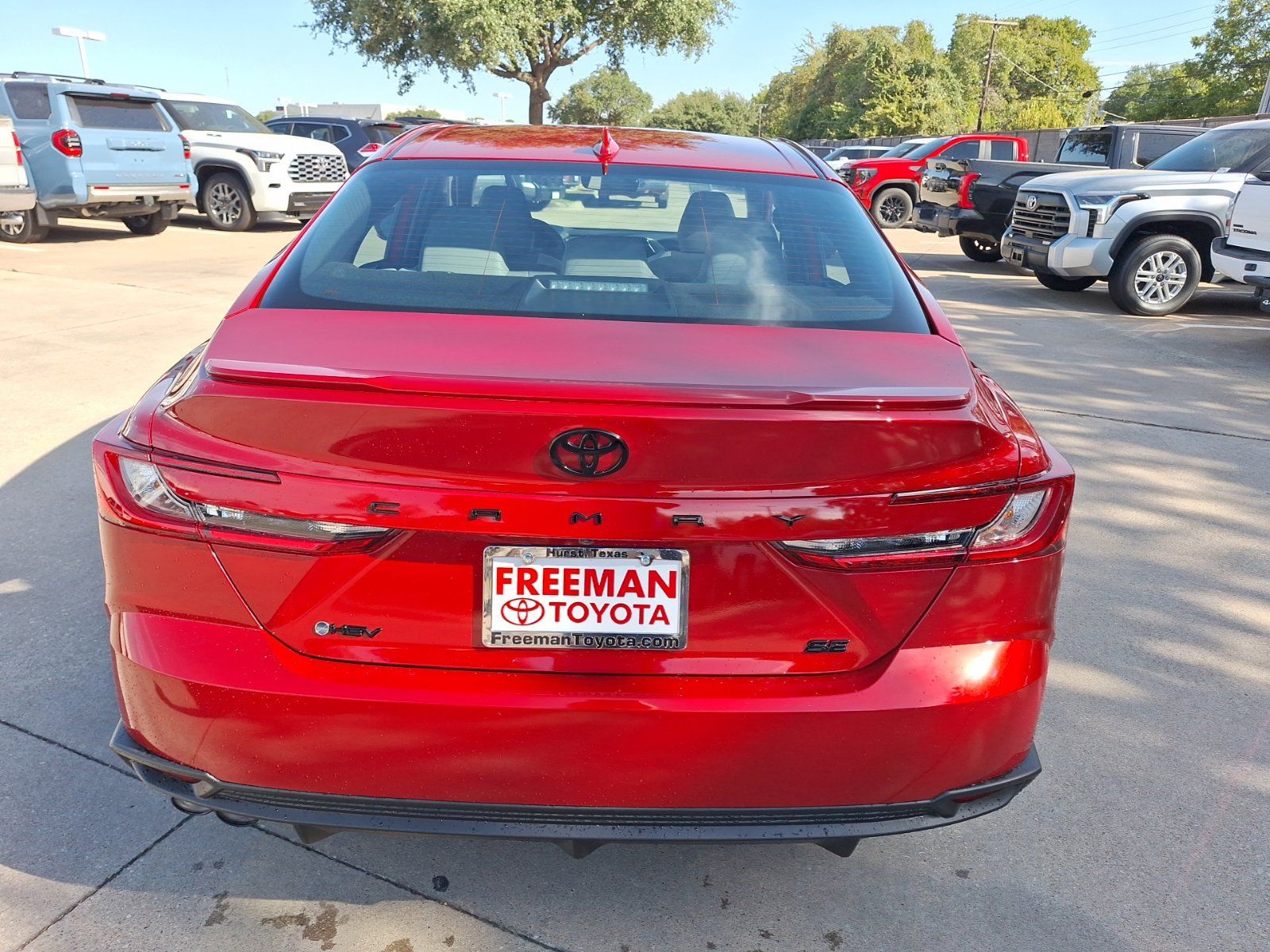 Used 2026 Toyota Camry SE w/ Convenience Package FWD image 5