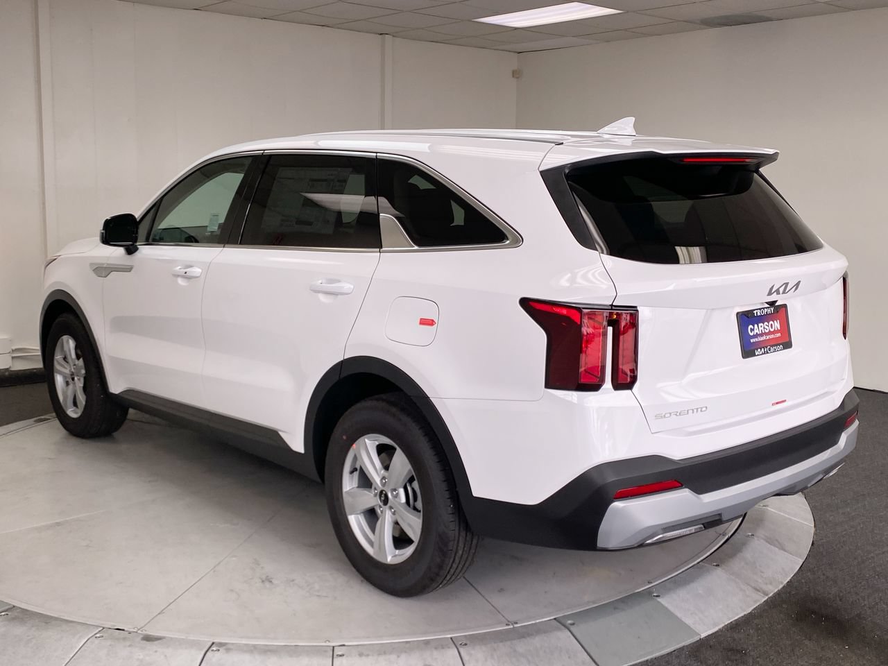 Certified 2026 Kia Sorento LX FWD image 3