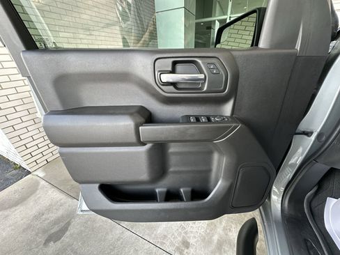Used 2023 Chevrolet Silverado 1500 Custom Trail Boss w/ LPO, Dark Essentials Package AWD/4WD image 21