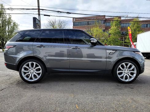 Used 2017 Land Rover Range Rover Sport HSE image 6