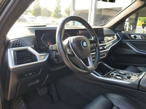 Used 2025 BMW X5 xDrive50e AWD/4WD image 19