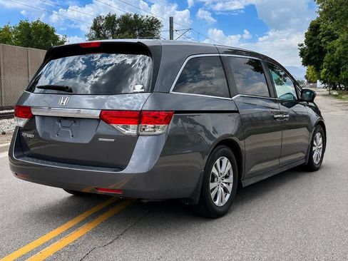 Used 2016 Honda Odyssey SE image 4