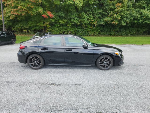 Used 2024 Honda Civic Sport Touring image 2
