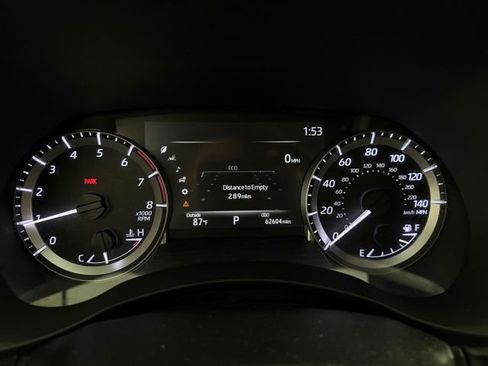 Used 2023 Toyota Highlander XLE FWD image 21