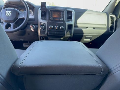 Used 2017 RAM 1500 Classic SLT image 26