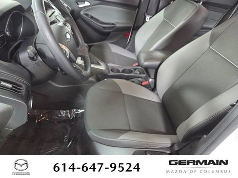 Used 2014 Ford Focus SE FWD image 19