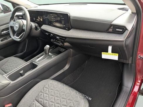 New 2026 Nissan Kicks SV w/ SV Premium Package FWD image 33